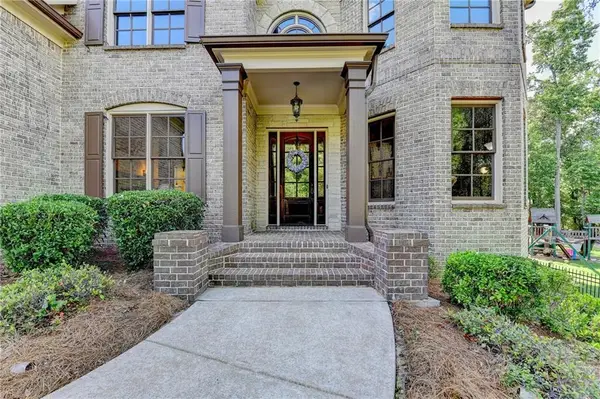 11037 Estates Circle, Alpharetta, GA 30022