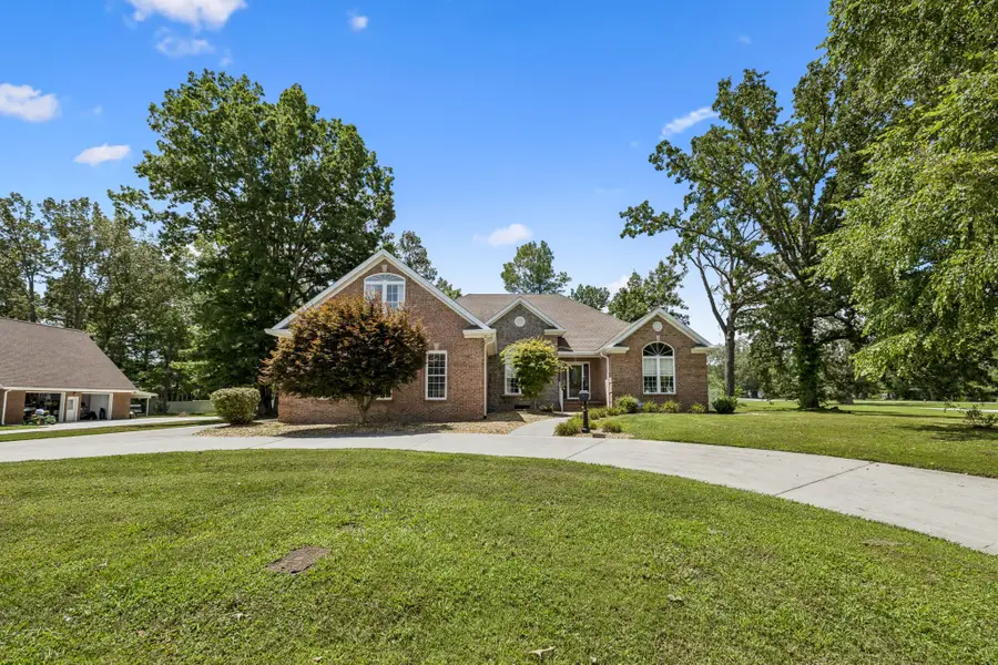142 Heritage Cir, Manchester, TN 37355 - #3