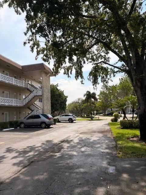 5103 NW 35th Street #401, Lauderdale Lakes, FL 33319 - #1