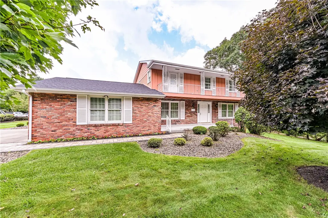 10 Holly Dr, Greensburg, PA 15601 - #1