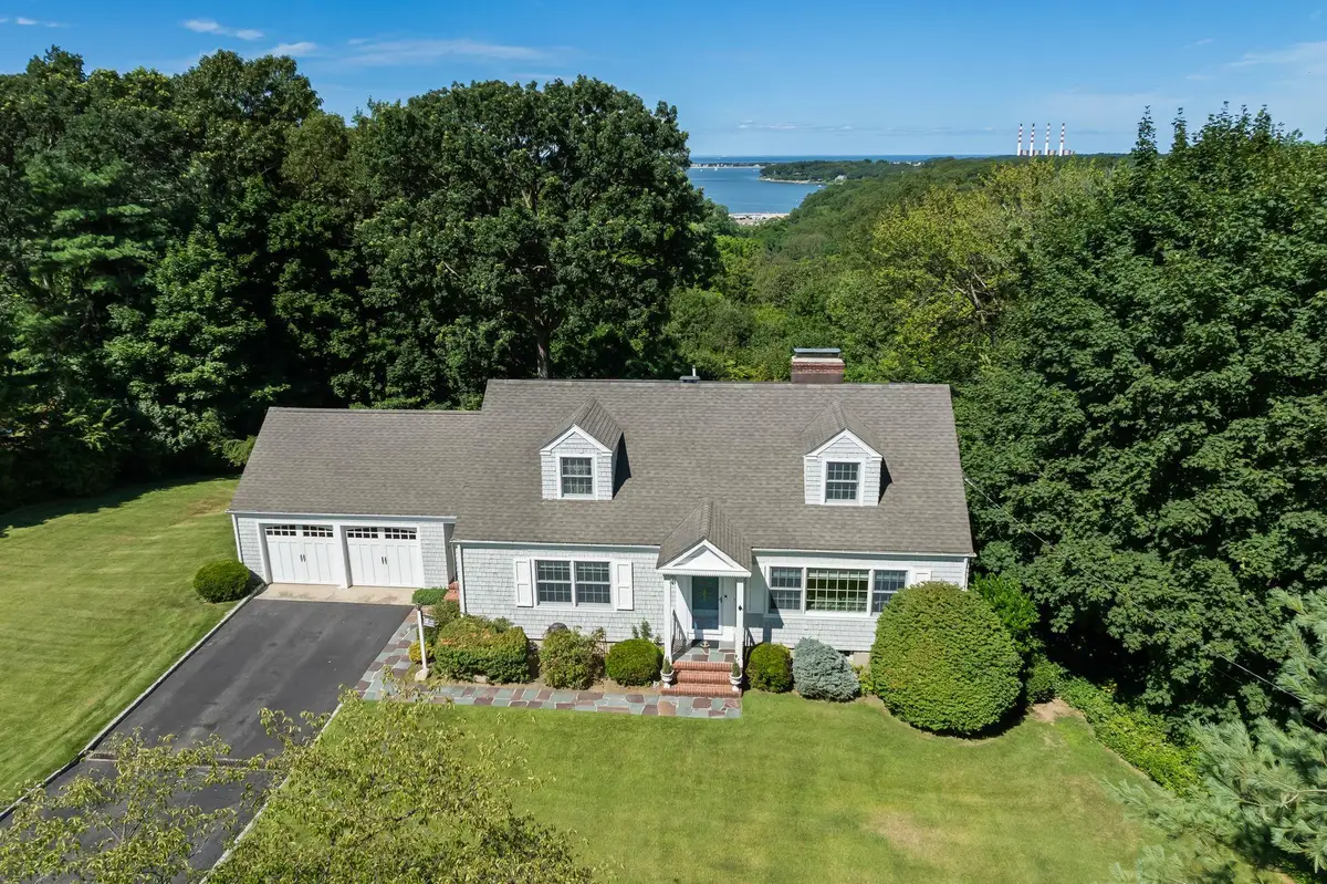 14 Thorman Lane, Huntington, NY 11743 - Image #1