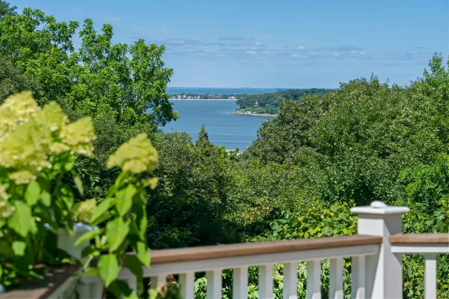 14 Thorman Lane, Huntington, NY 11743 - Image #2