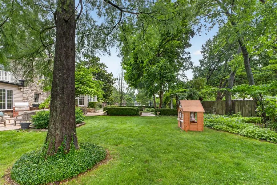 1 Lorenzo Lane, Ladue, MO 63124 - #3