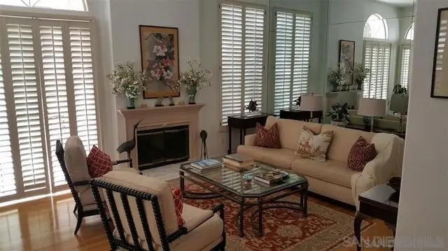 5157 Renaissance Ave. , A, San Diego, CA 92122 - #3