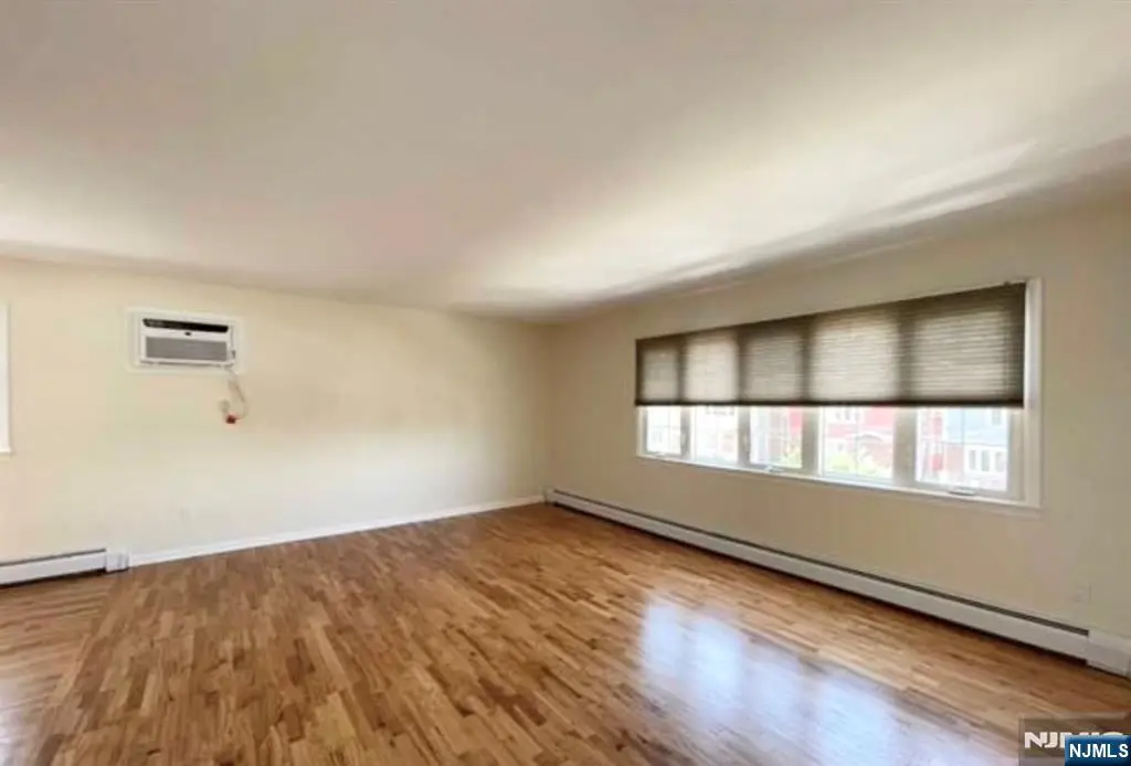 506 Davis Avenue, Kearny, NJ 07032 - #1