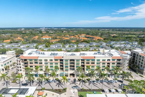 9123 Strada Pl #7409, NAPLES, FL 34108