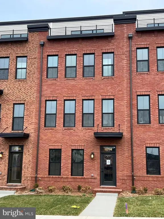 22798 Tawny Pine, Brambleton, VA 20148