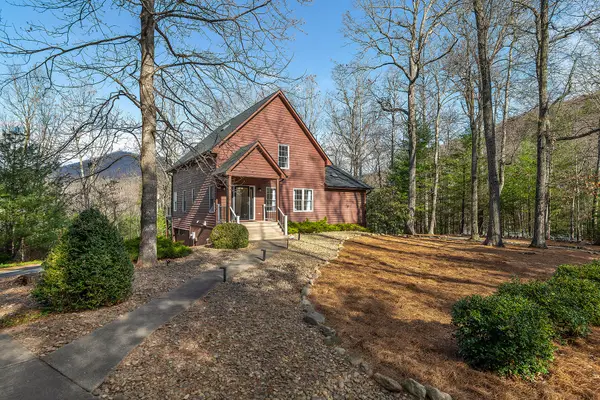 125 Buffalo Trail, Asheville, NC 28805