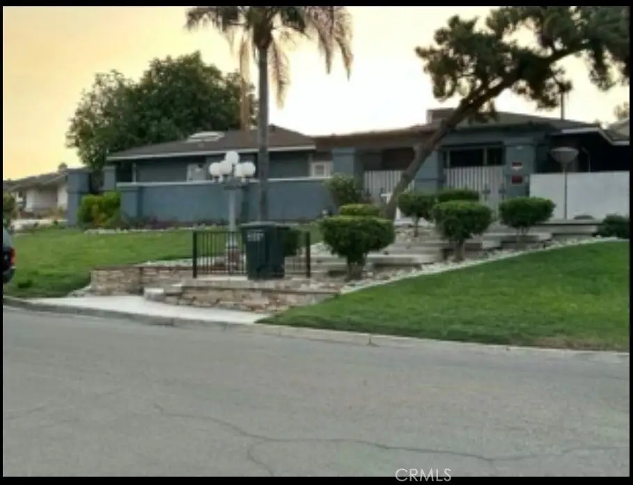 2708 COLLEGE AVE, Bakersfield, CA 93306 - #1