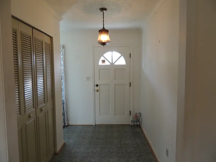 206 Bellwood Court, Frankfort, KY 40601 - #2