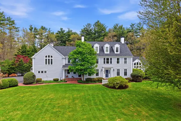 50 Lewis Farm Rd, Duxbury, MA 02332