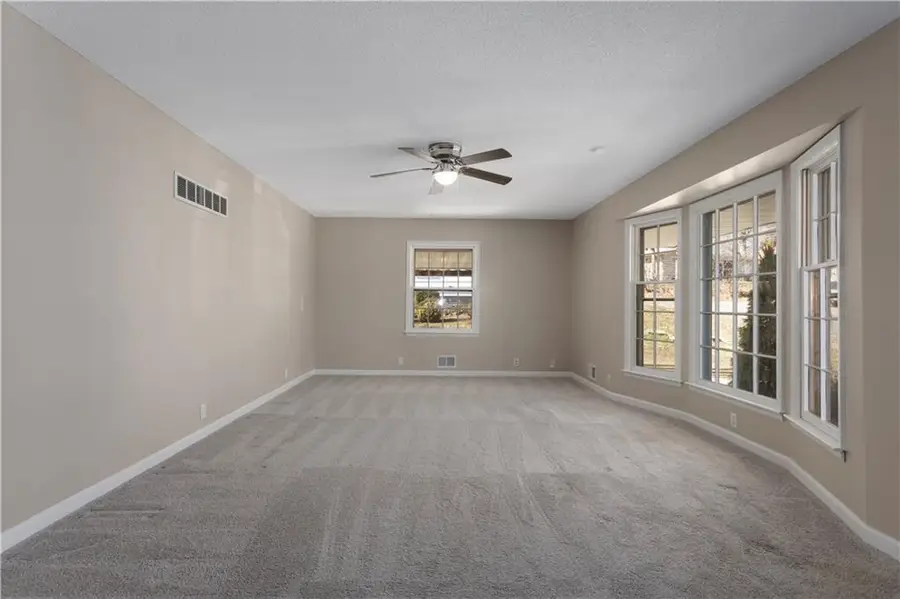 9807 Jewell Court, Independence, MO 64052 - #3