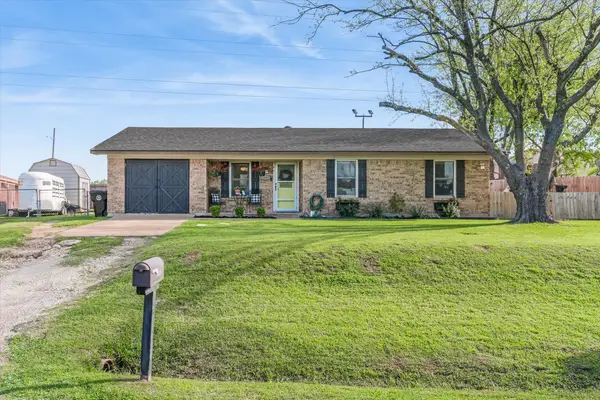1035 Houston Street, Wills Point, TX 75169