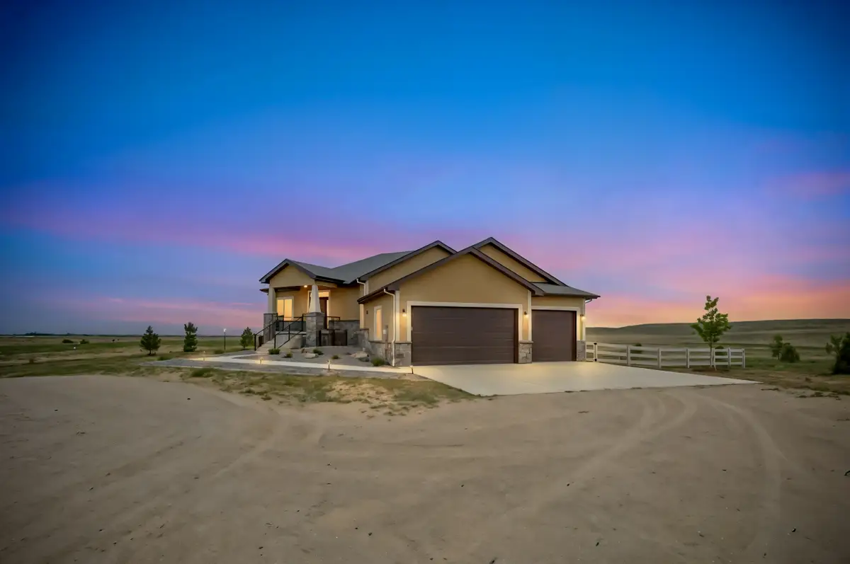 16469 Essex S Rd, Platteville, CO 80651 - #1
