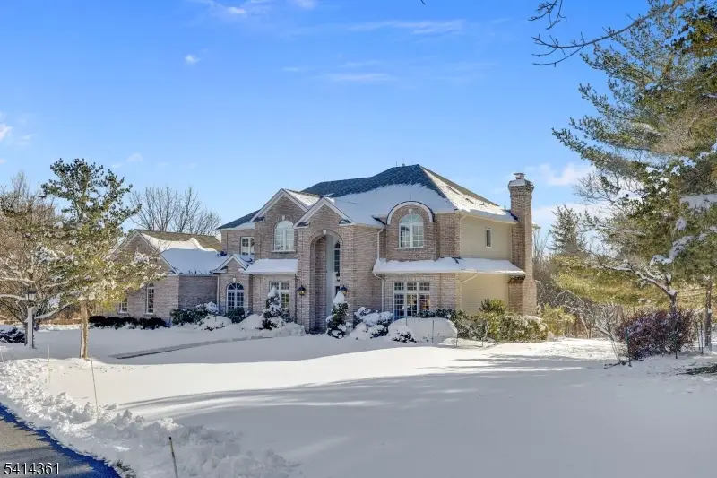 4 Downing Ct, Chester, NJ 07930 - #2