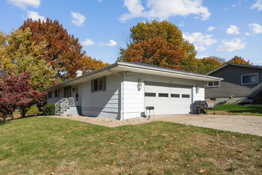 2612 Sunrise Lane, Burlington, IA 52601 - Image #2