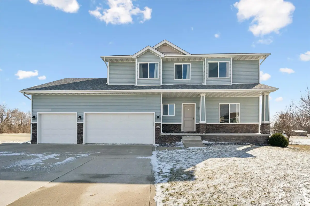 260 SE Dorr Court, Pleasant Hill, IA 50327 - #1