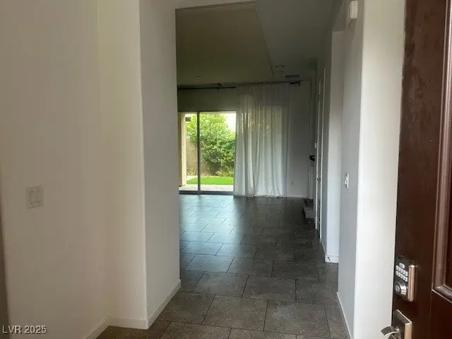 8150 Aster Meadow Way, Las Vegas, NV 89113 - Image #3