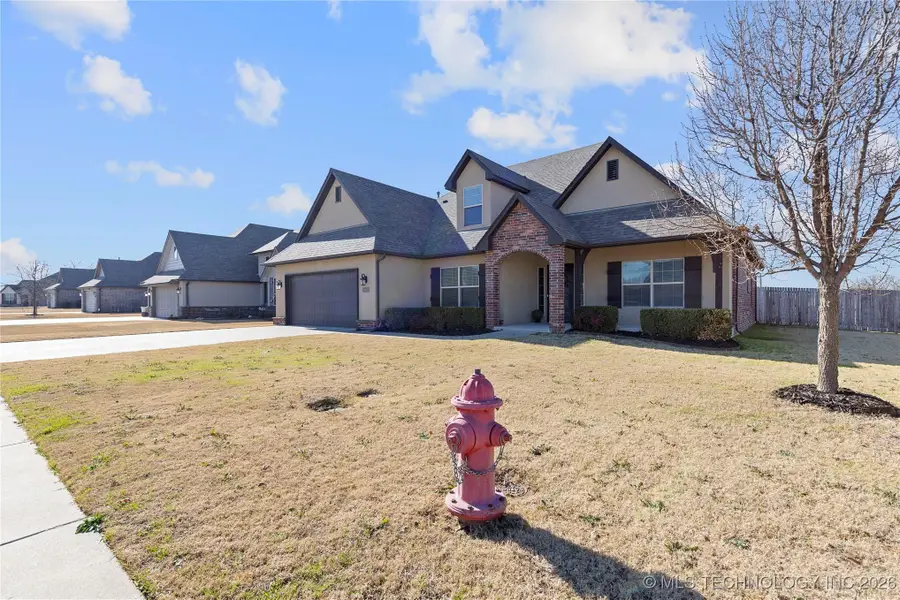 10402 S 226th East Avenue, Broken Arrow, OK 74014 - #2