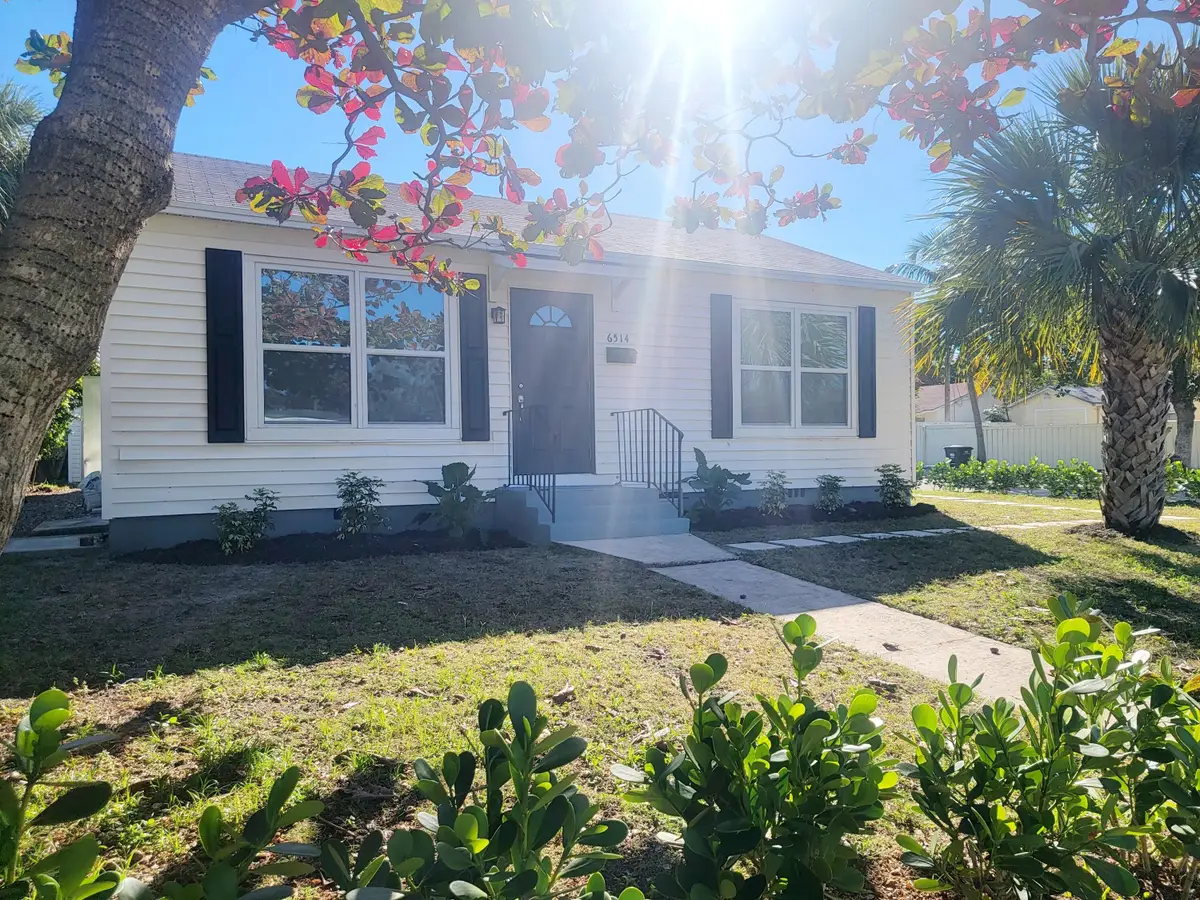 6514 Garden Avenue, West Palm Beach, FL 33405 - #1