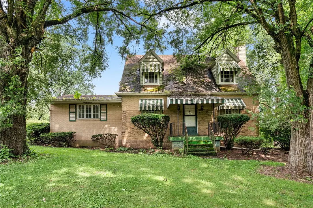434 Fairview Rd, Industry, PA 15052 - #1