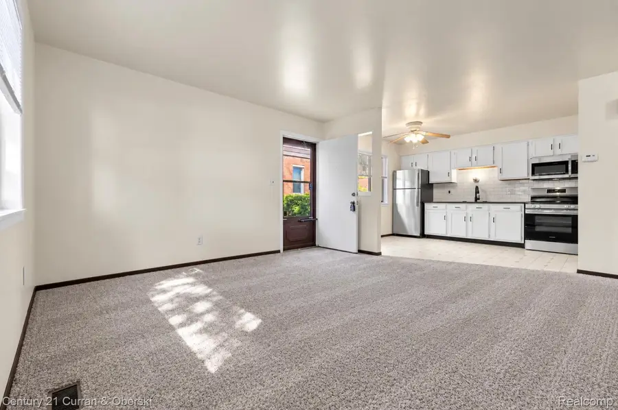 1834 Mill St Apt A, Lincoln Park, MI 48146 - #3