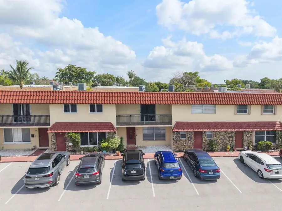 6659 SW 41st Place #38, Davie, FL 33314 - #2