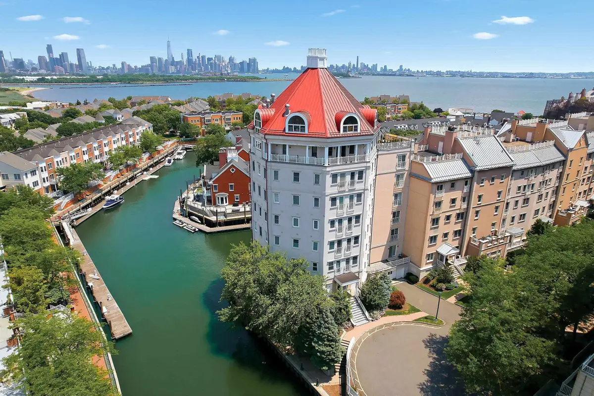 205 SHEARWATER CT W unit: 32, Jersey City, NJ 07305 - #1
