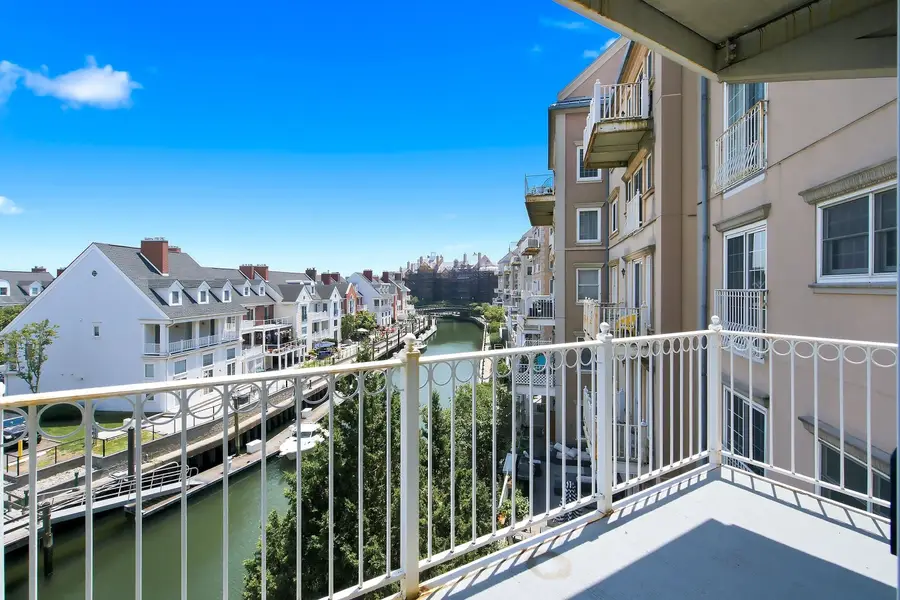 205 SHEARWATER CT W unit: 32, Jersey City, NJ 07305 - #3