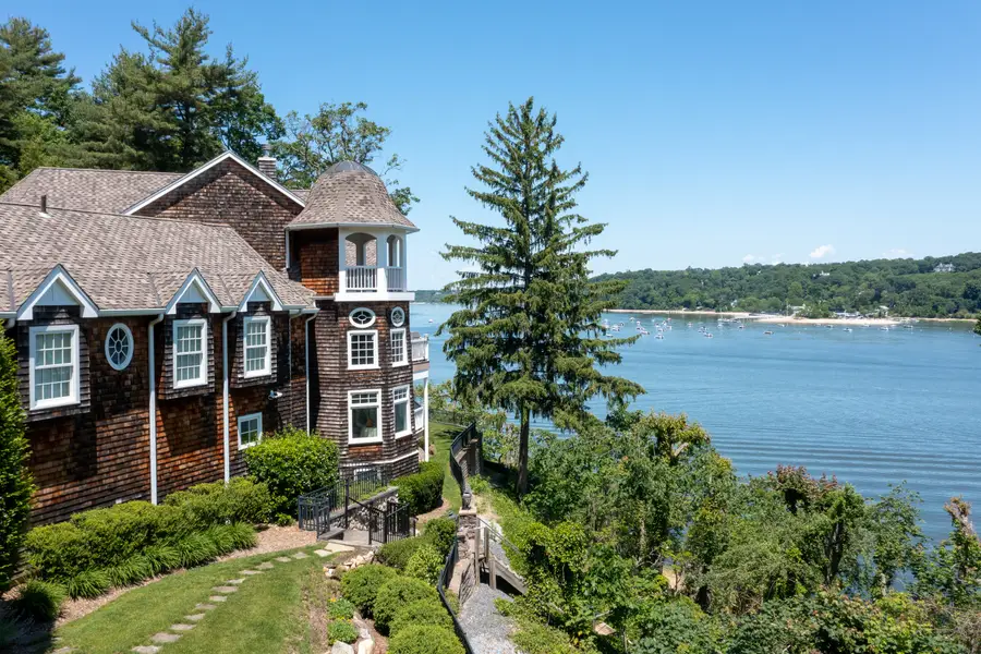 Address Withheld By Seller, Laurel Hollow, NY 11791 - #2