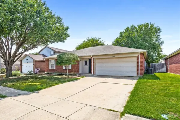 6426 Nicole Way, Arlington, TX 76002