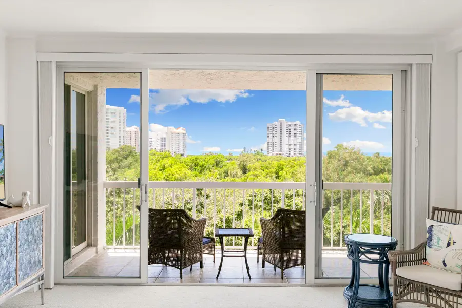 5501 Heron Point Drive #303, Naples, FL 34108 - Image #3