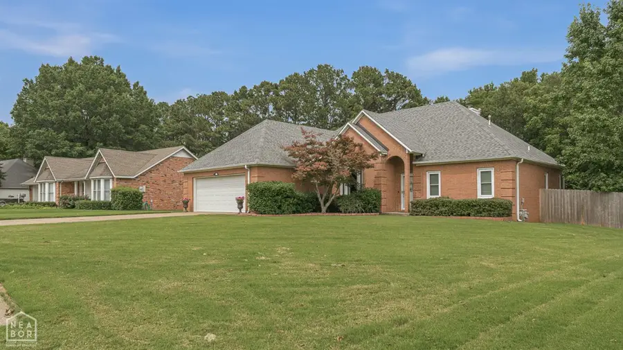 1006 Fernwood Drive, Jonesboro, AR 72401 - #3