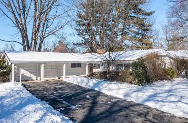 1519 Meadowlark Rd, WYOMISSING, PA 19610