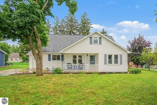 365 S First ST, Freeland, MI 48623