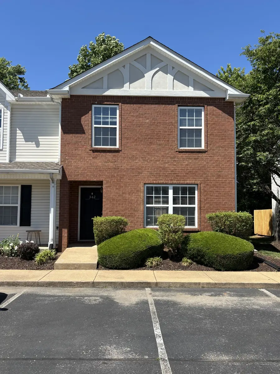 342 Arapaho Dr, Murfreesboro, TN 37128 - #2