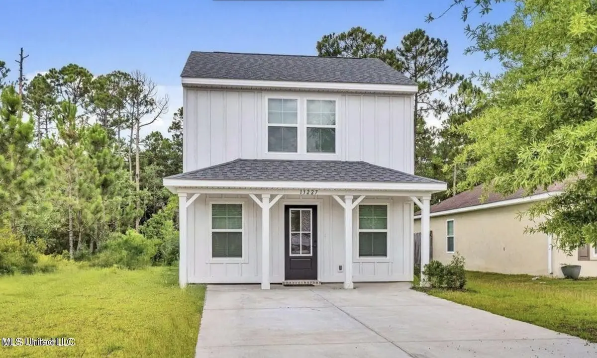 13227 Willow Oak Circle, Gulfport, MS 39503 - Image #1