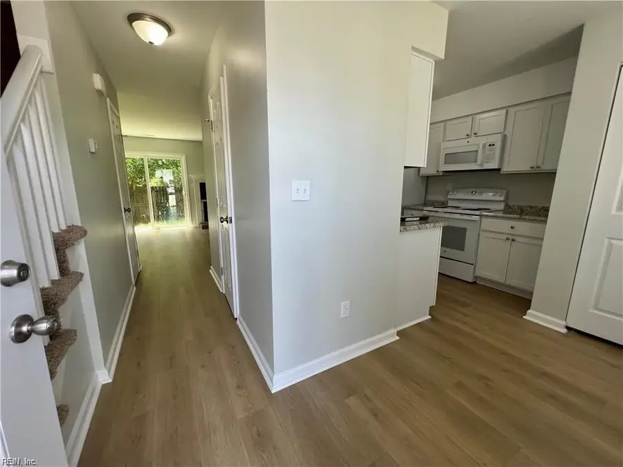 1057 Commonwealth Place, Virginia Beach, VA 23464 - #2