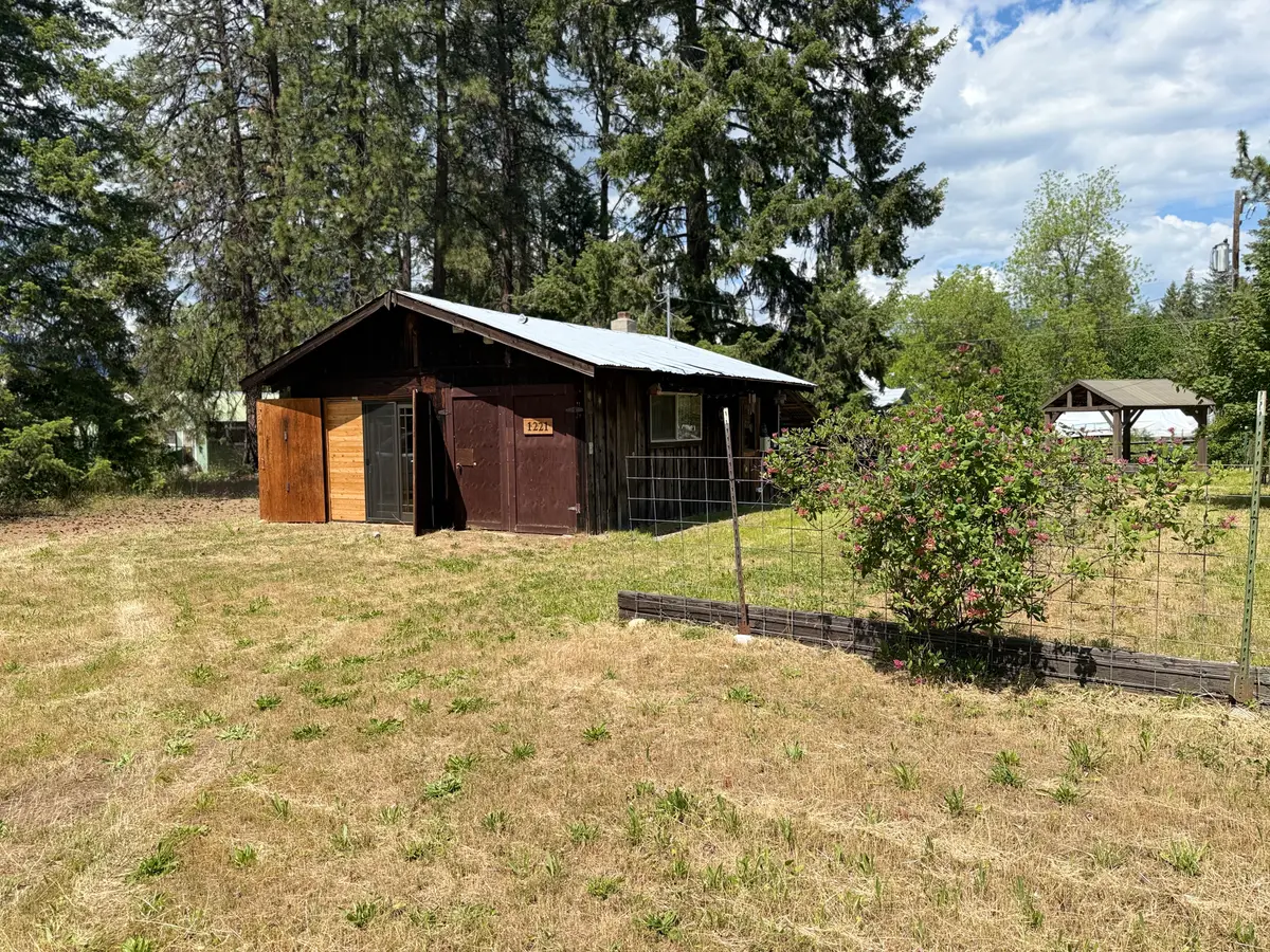 1221 Minter Ave, Marcus, WA 99151 - #1
