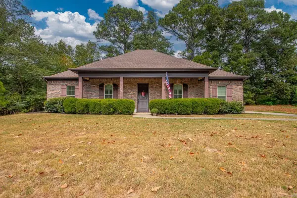 2012 Hickory Drive, Bryant, AR 72019