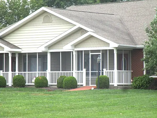 1308 Meadowlark Lane, Macomb, IL 61455