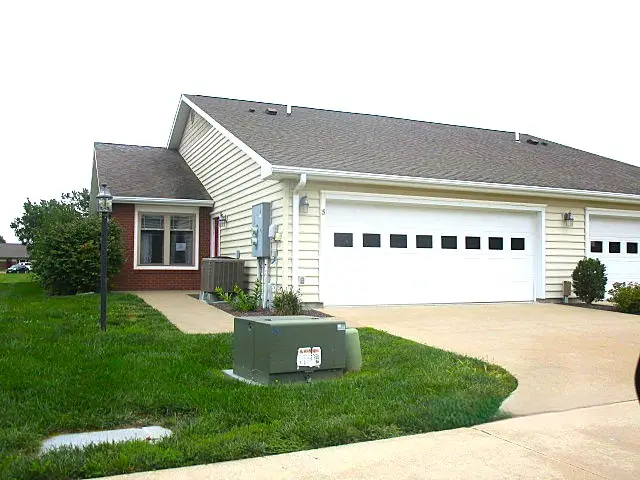 1308 Meadowlark Lane, Macomb, IL 61455 - #2