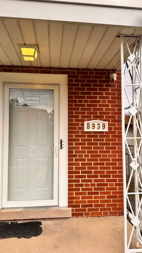 8939 N Wisner Street #2, Niles, IL 60714 - #2