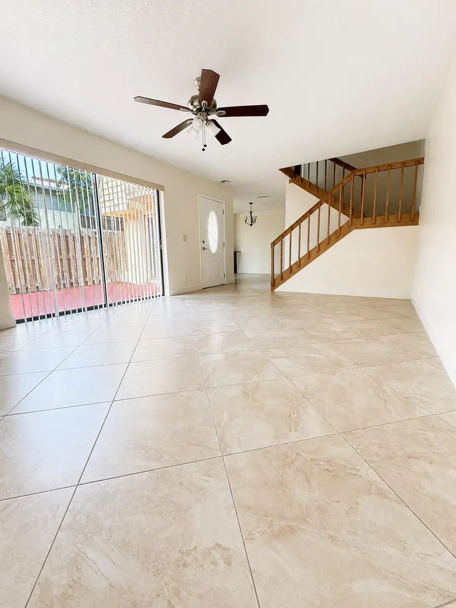 168 Lake Arbor Drive, Palm Springs, FL 33461 - #2