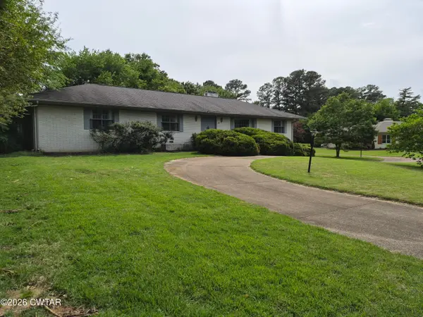 42 Stonehaven Road, Jackson, TN 38305