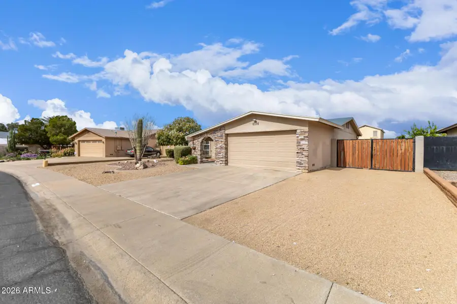 4334 W BARBARA Avenue, Glendale, AZ 85302 - #2