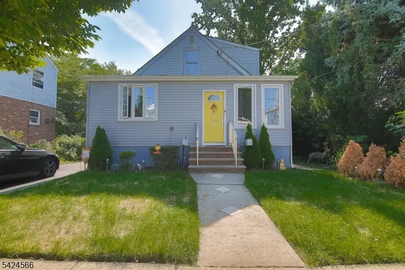 433 Ainsworth St, Linden, NJ 07036-4101 - #1