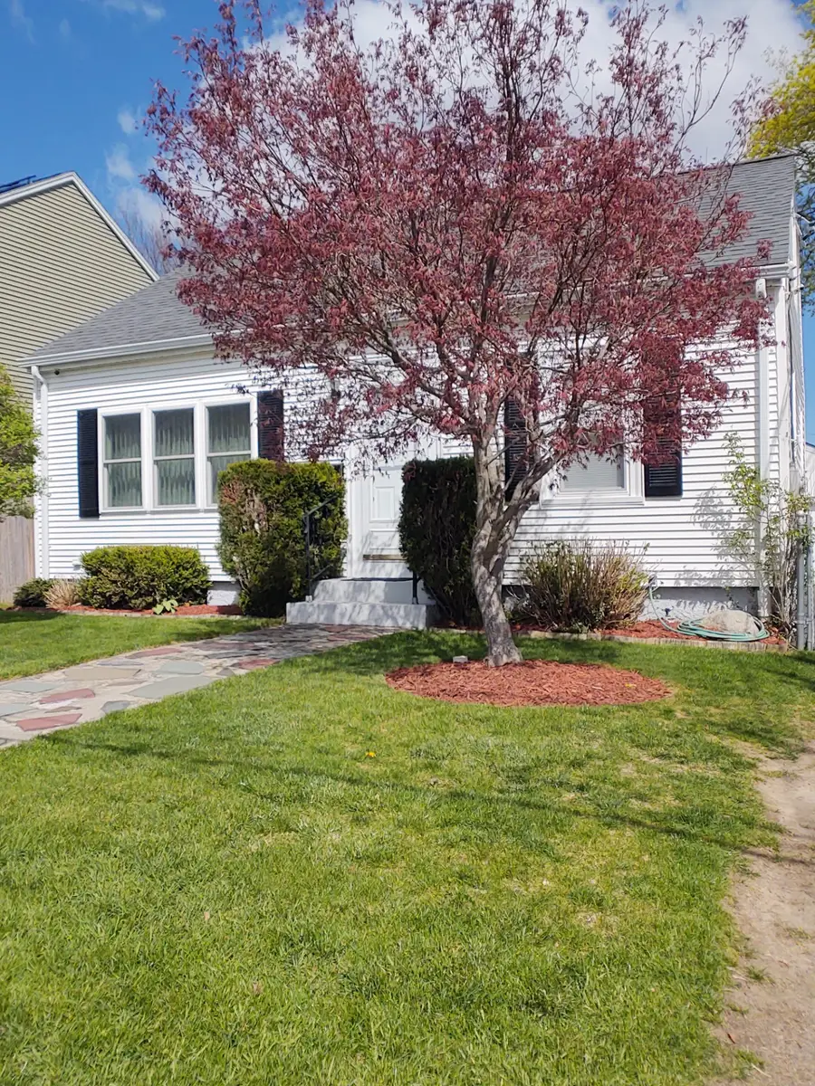 21 Urban Avenue, Pawtucket, RI 02860 - #3