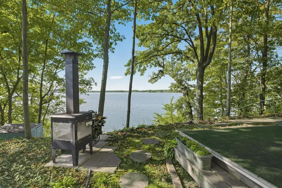 3083 Lake Shore Avenue, Maple Plain, MN 55359 - #3