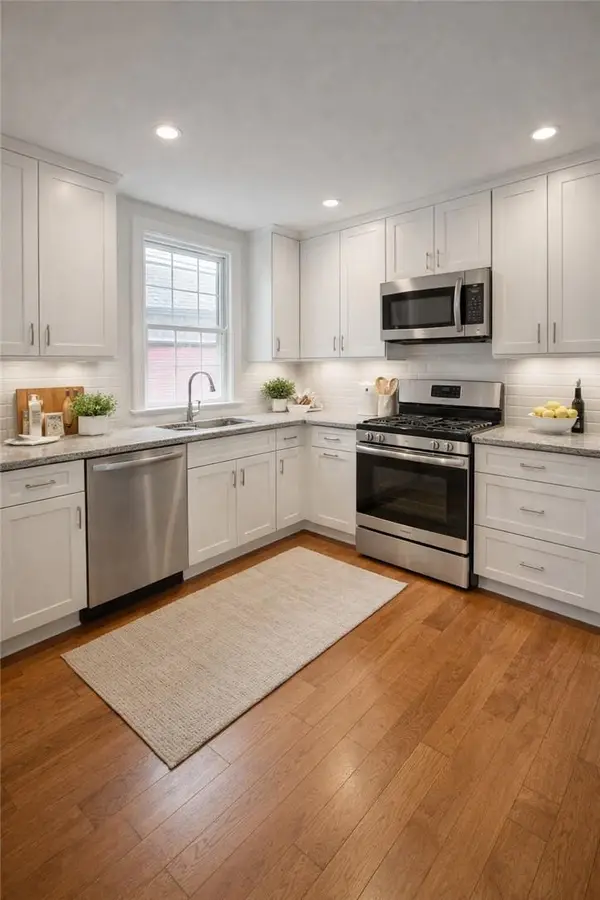 426 Benefit Street #2 #2, Providence, RI 02903